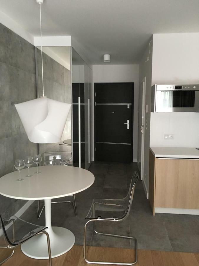 Apartment In The Gantry Hall - W19 Kraków Eksteriør billede